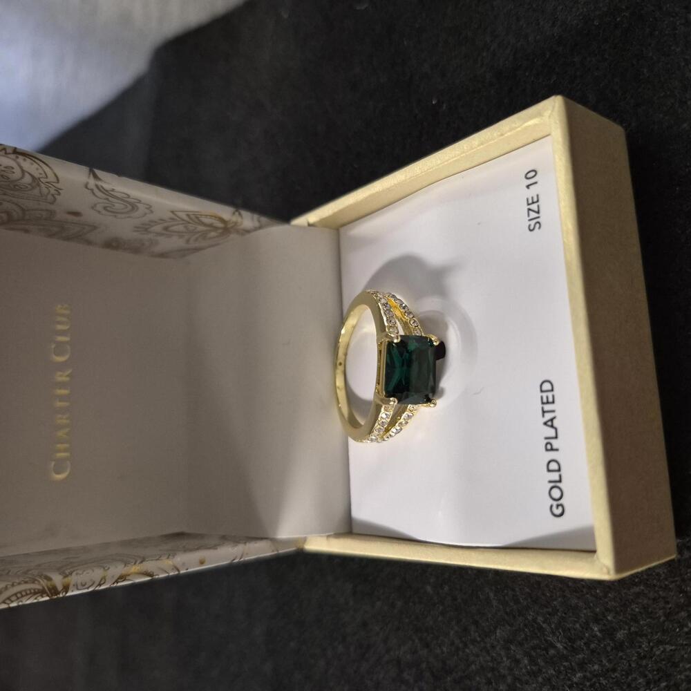 Charter Club Gold-Tone Green Stone Two-Row Band Ring Size 10 - Picture 3 of 3